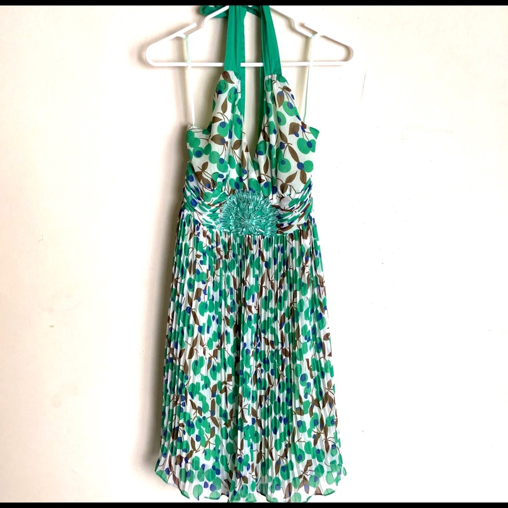 Lulumari vintage halter green pleated dress